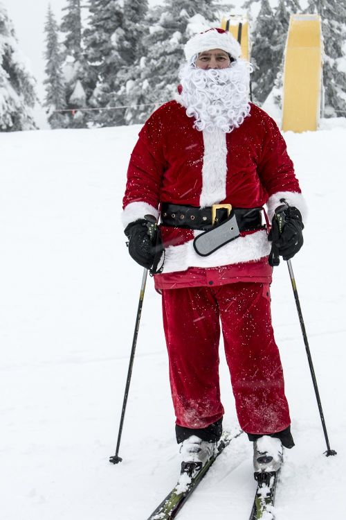 Dress Like Santa and Ski For Free day9