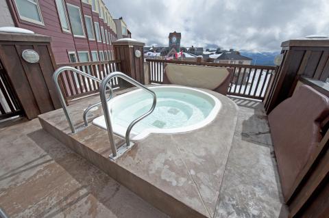 Whitefoot Lodge Hot Tub