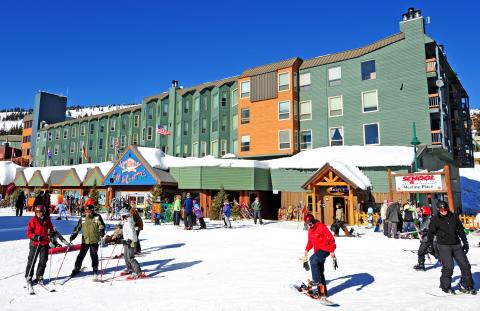 Whitefoot Lodge Exterior