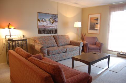 Ptarmigan Inn Interior Living Room 