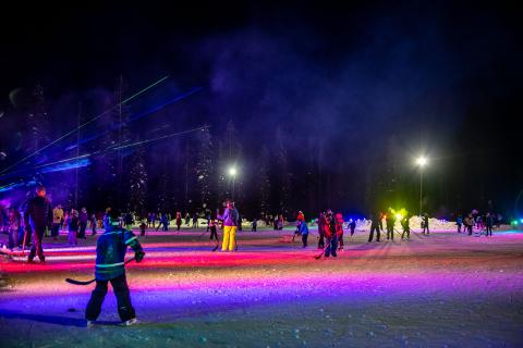 Cosmic family skate