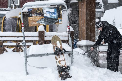Snow Day at Big White: Over 40cm in 24 hours9