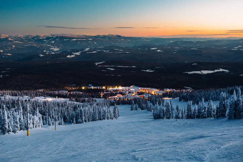 Night skiing 2