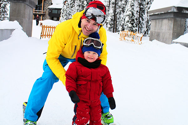 Mom/Dad & Me are Skiing