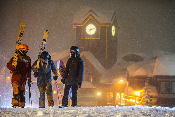 Alpine Night Skiing