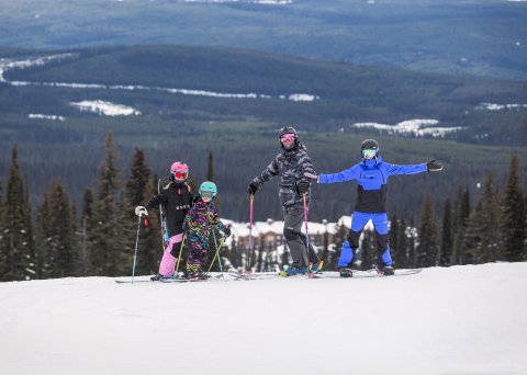 Early Bird Season Passes